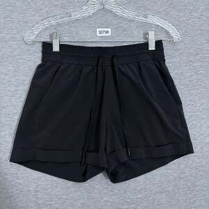 Lululemon Women's 4 Black Drawstring Cuffed Shorts With Drawstring 3"